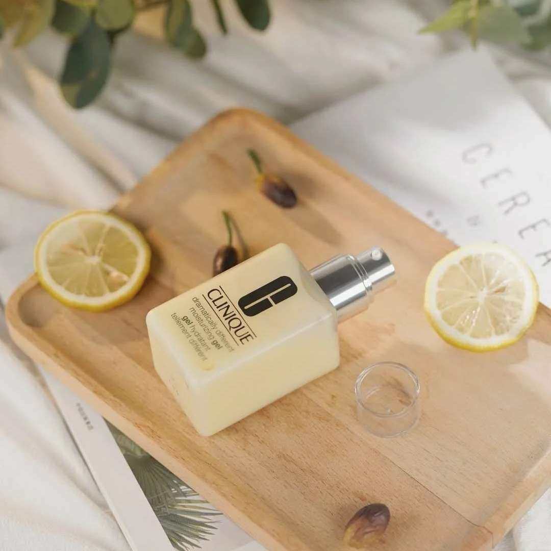 我同事说倩碧黄油是她一生推的乳液！这几年我已经帮她买了好多瓶