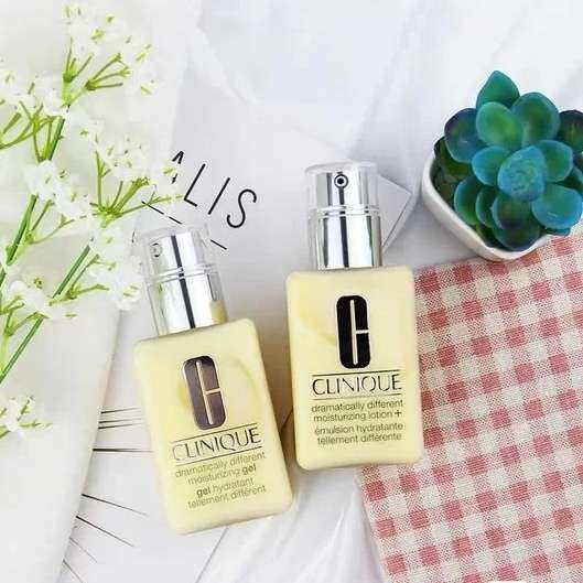 我同事说倩碧黄油是她一生推的乳液！这几年我已经帮她买了好多瓶