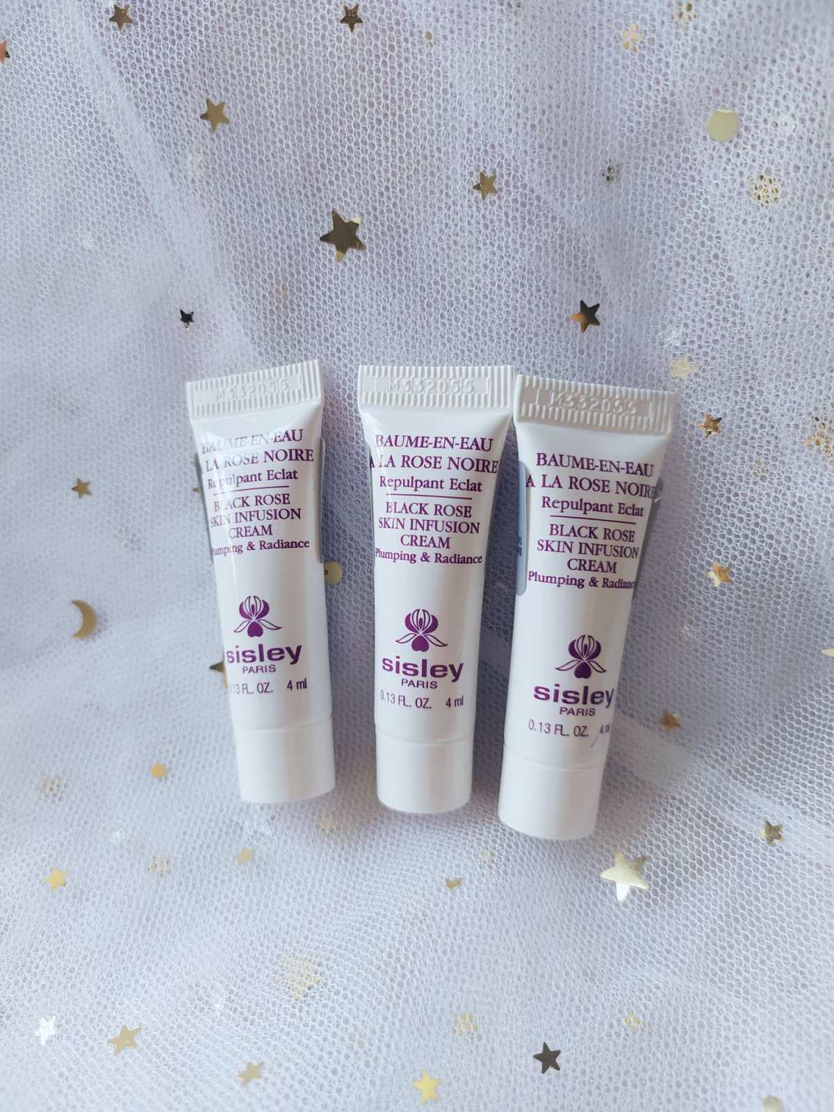 Sisley家两个系列很好用，一个S系列，主打抗老紧致功效的