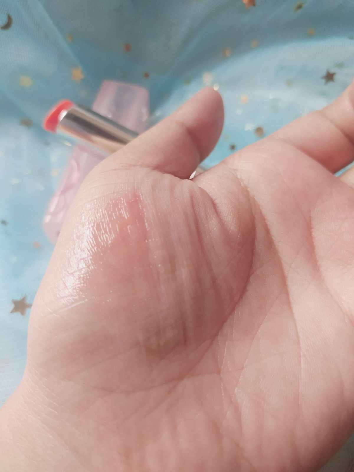 要说到空管的唇膏，dior的变色润唇膏我已经空了两管了，非常