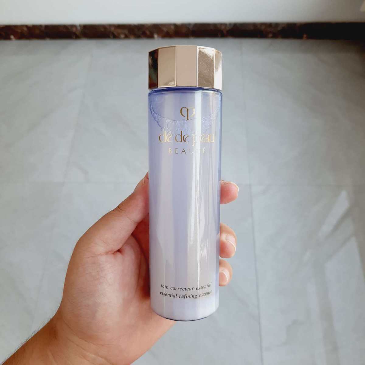 ❤️它即是精华又是爽肤水，是cpb创新把精华稀释到爽肤水里，