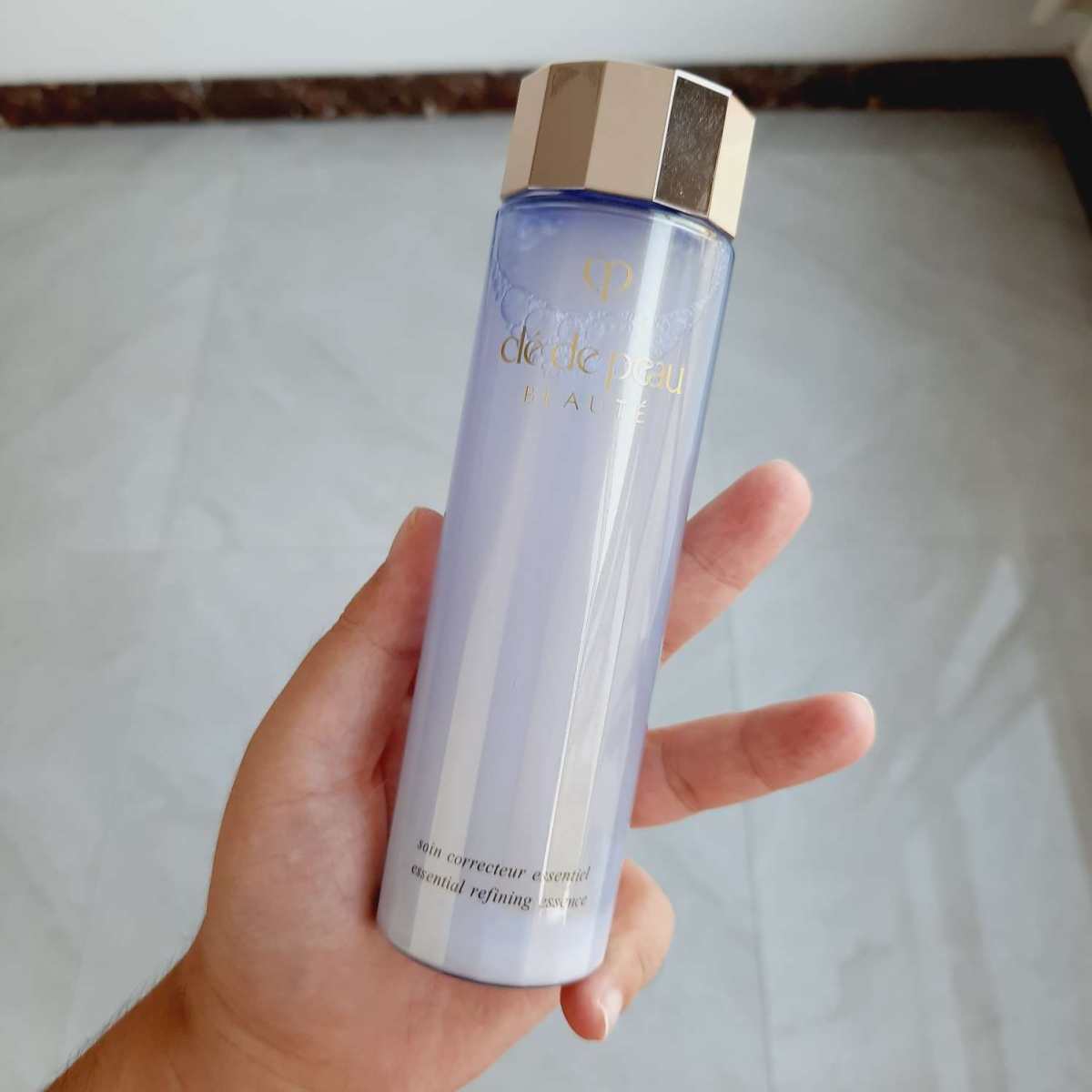 ❤️它即是精华又是爽肤水，是cpb创新把精华稀释到爽肤水里，