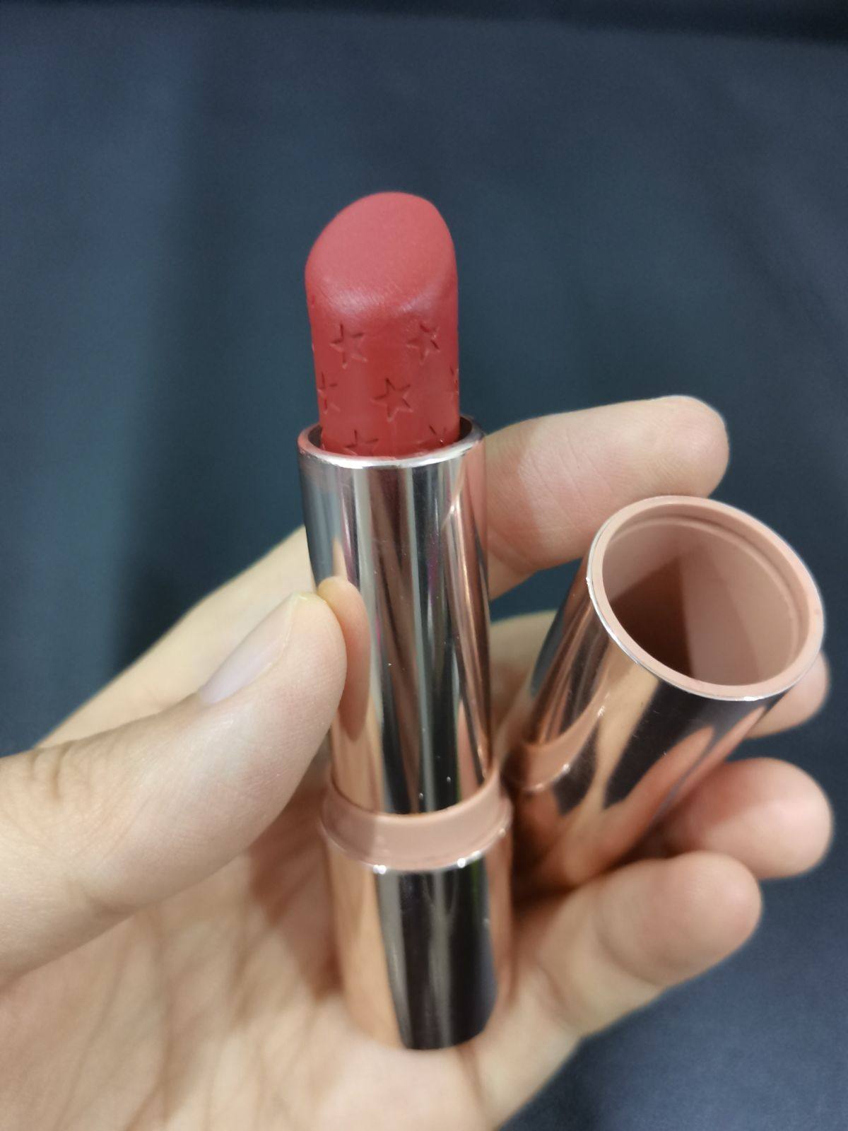 Colourpop口红怎么样？以前总以为卡泡只有眼影盘比较火