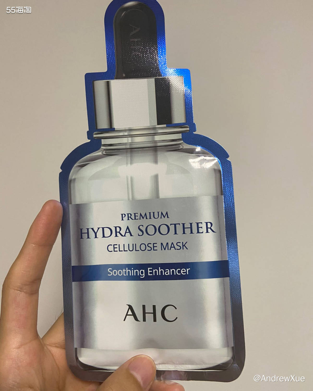 AHC 第三代玻尿酸补水面膜这款面膜的风一直很大，所以今天我