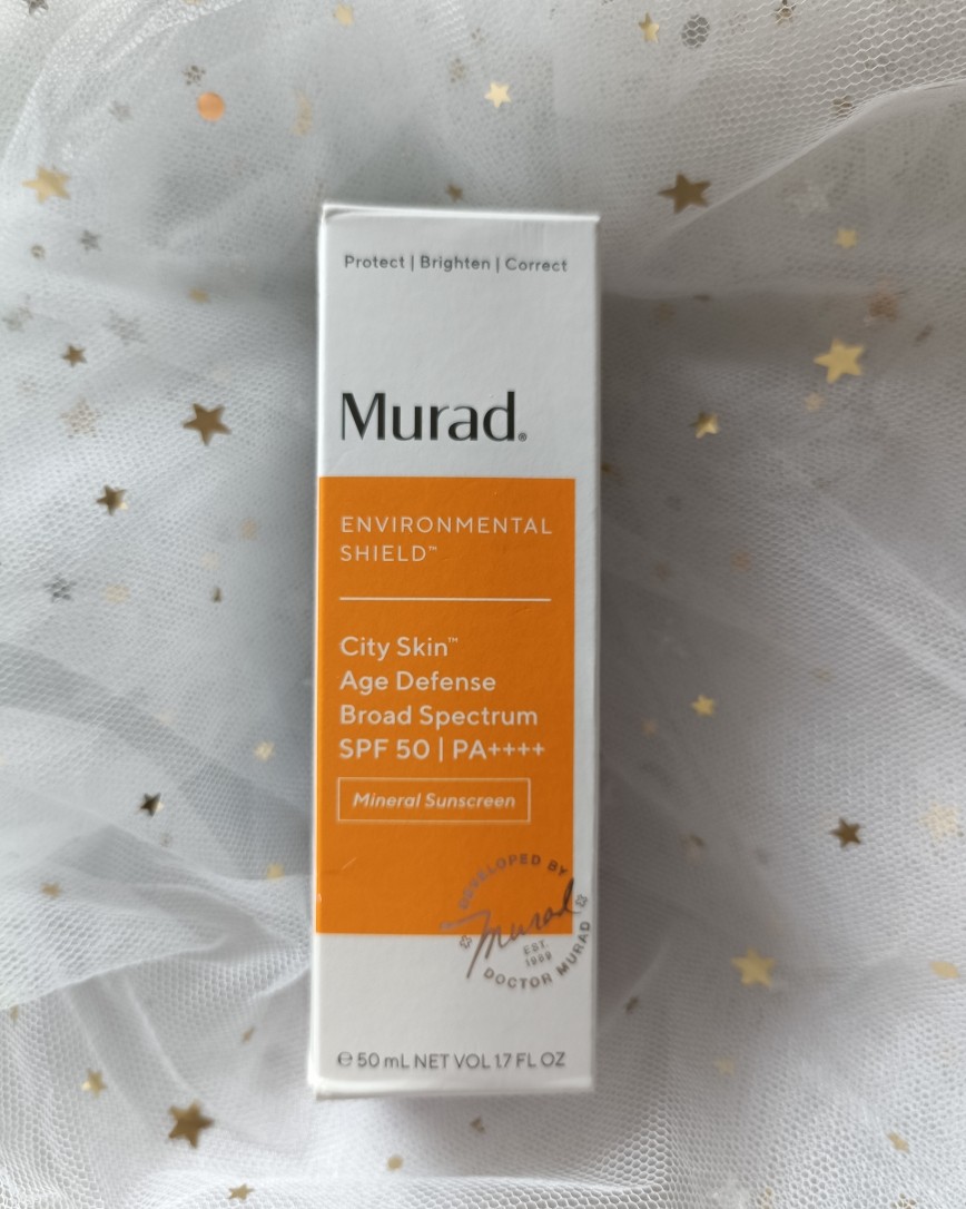 目前有分为物理，化学和物化结合的。物理是光反射原理，所以对比