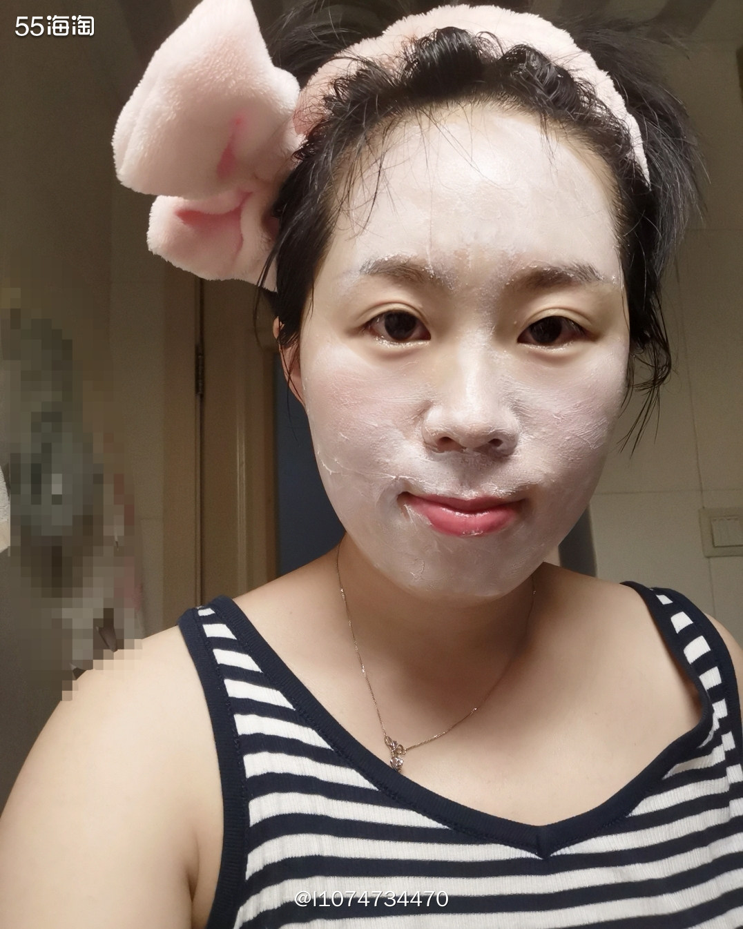 今天来打卡面膜了，今天用的是娇韵诗芊颜紧致慕斯面膜。  这款