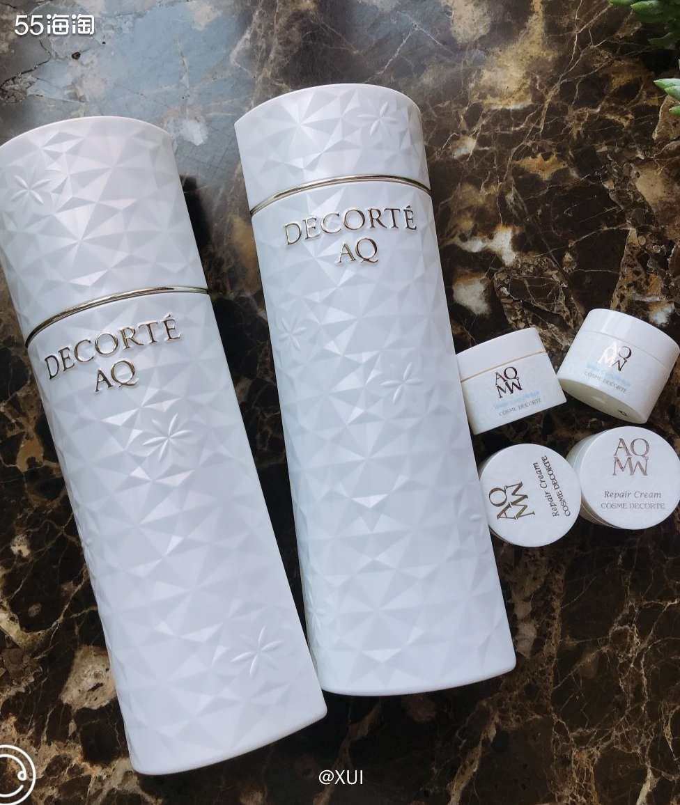 相比起黛珂的牛油果系列，AQ舒活系列会相对小众一些，但是也不