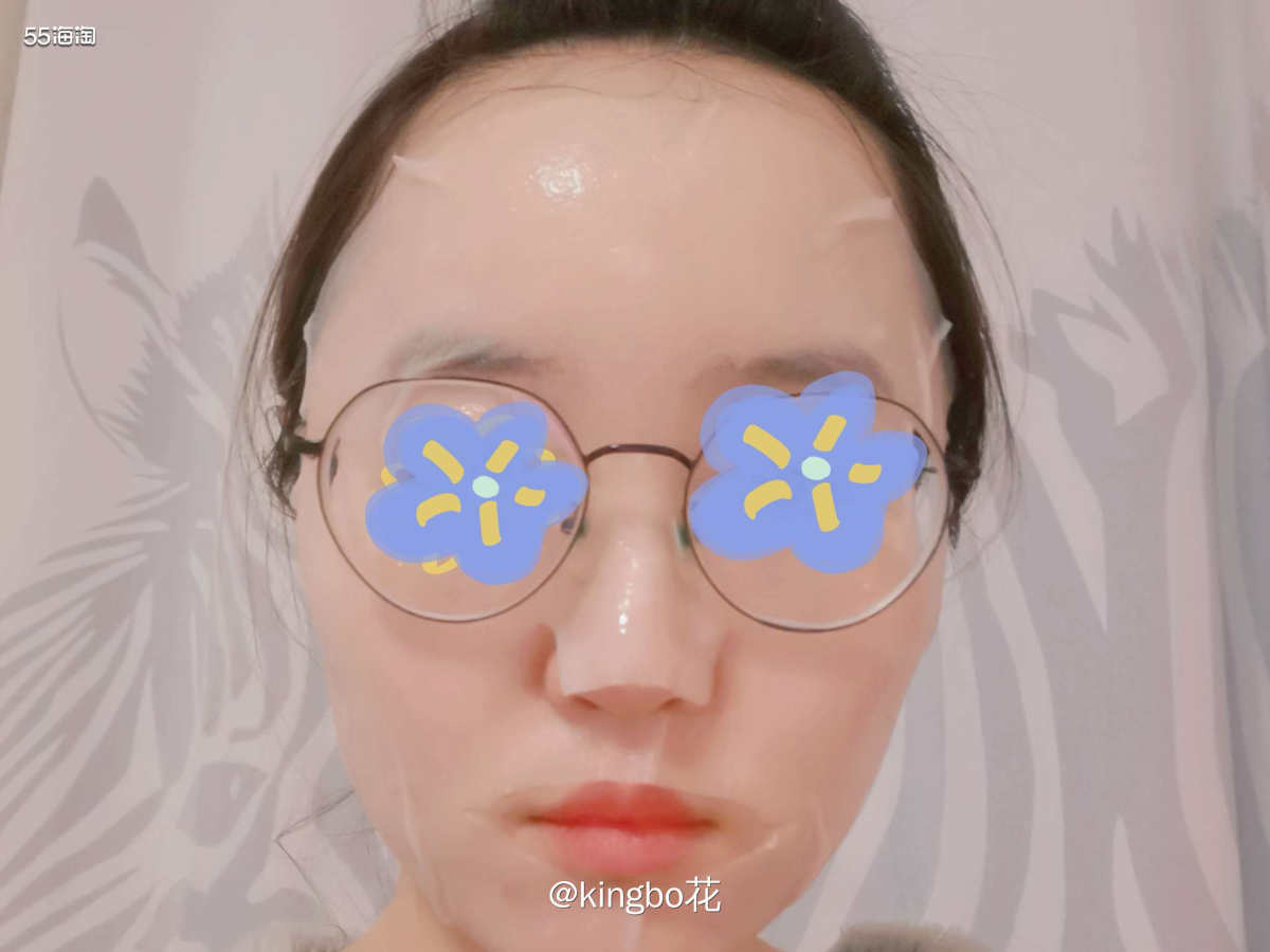 🔶欧莱雅黑精华面膜，一片面膜含有一瓶黑精华，精华多到可以敷
