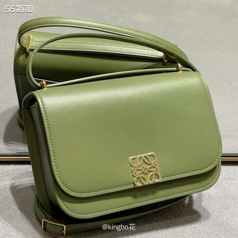 🔴简洁方正又复古感满满的Loewe Goya包包，用招行运