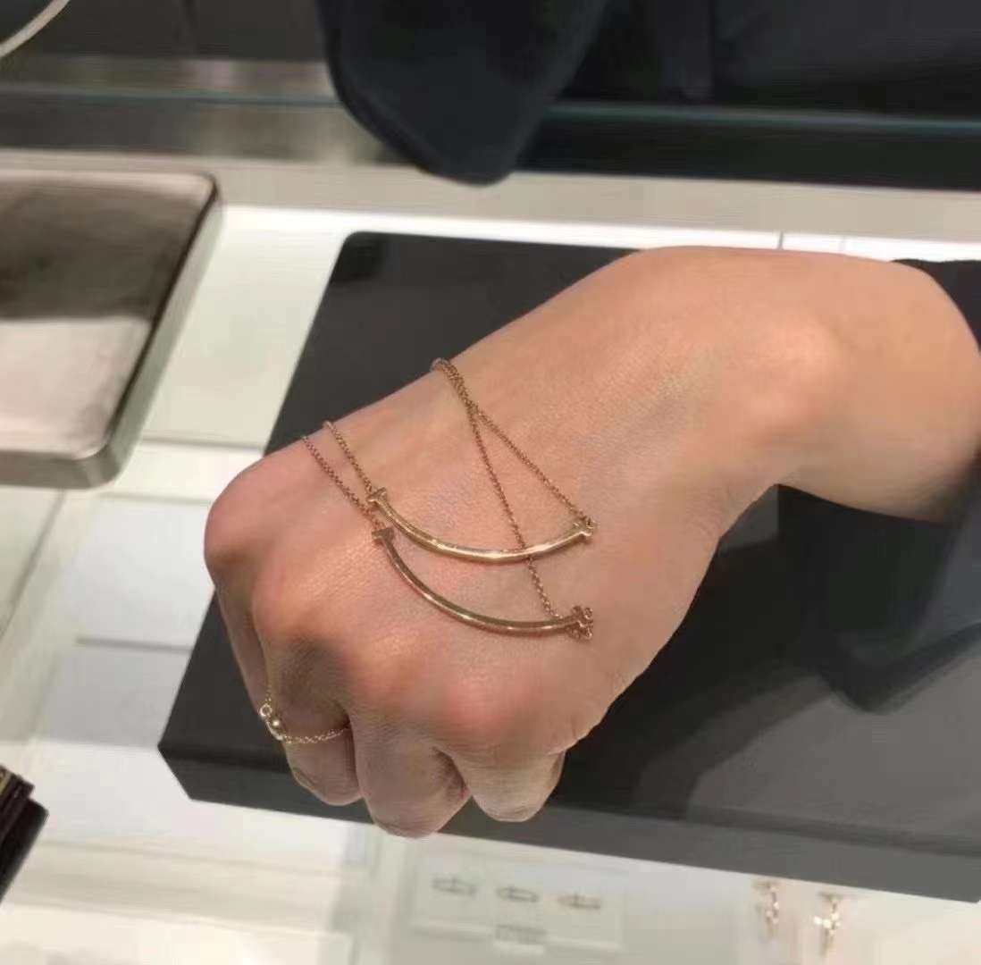 国内现货Tiffany笑脸项链 小号 涨价前囤的 包装齐全 