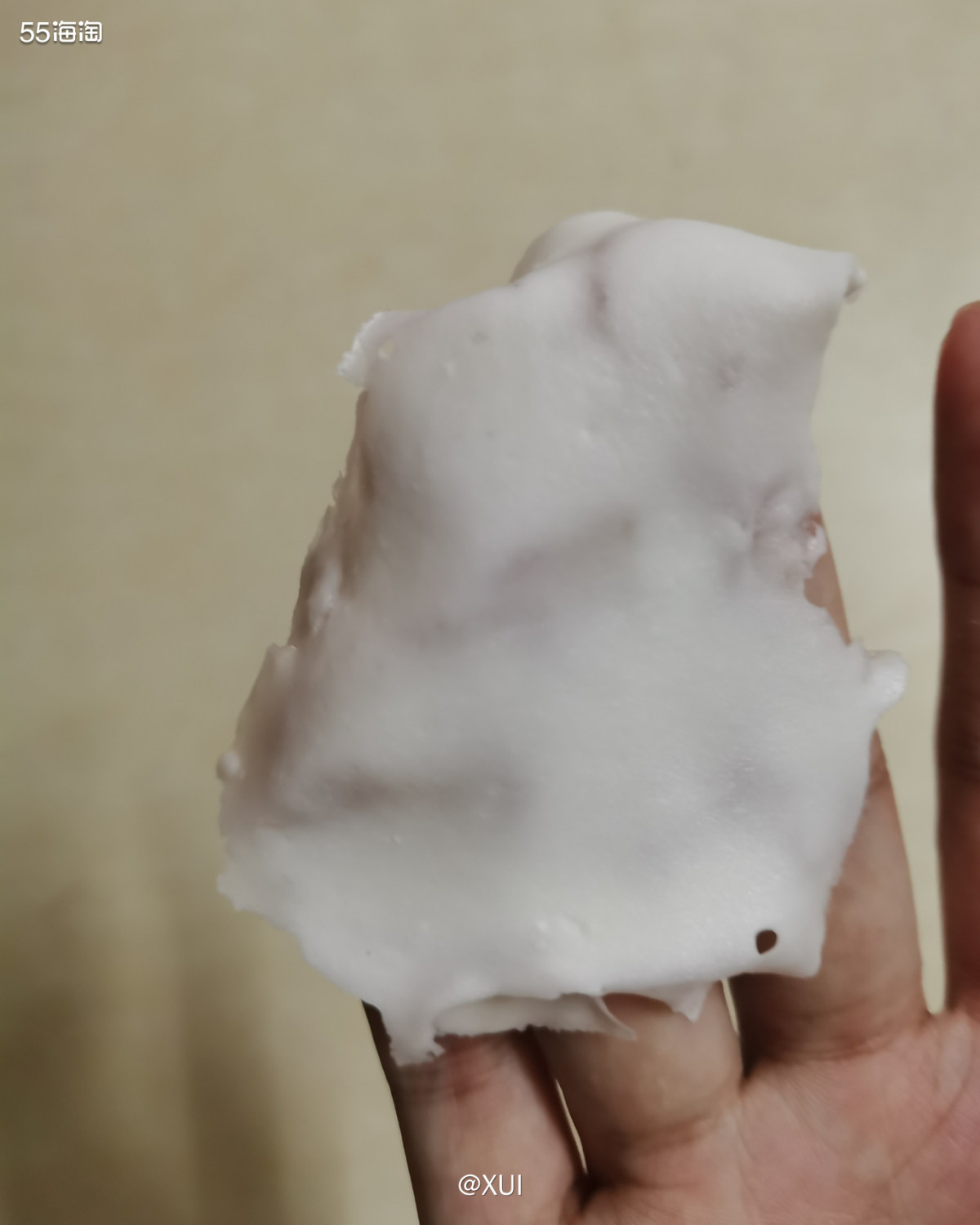 一包面膜有20g，我觉得可以两个人用一包或者一包分两天，需要