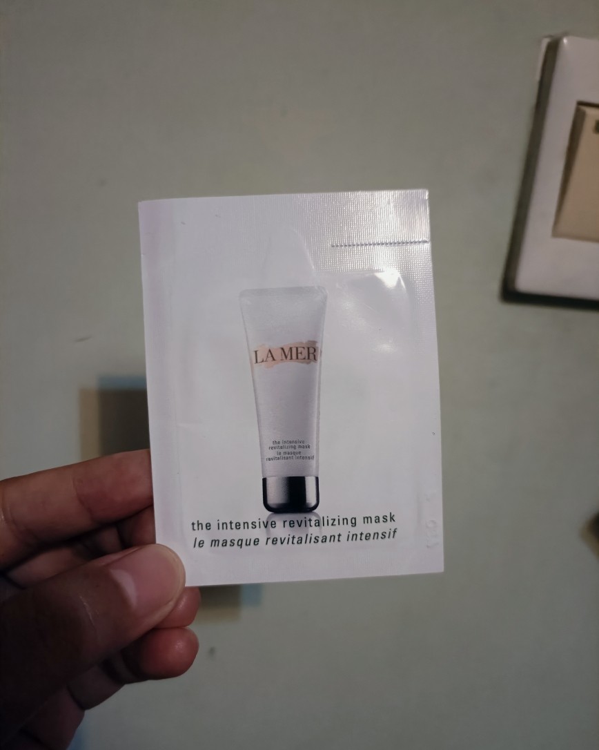 ✅本人肤质: 中性熟静肌  ✅打卡面膜: 海蓝之谜密集赋活精