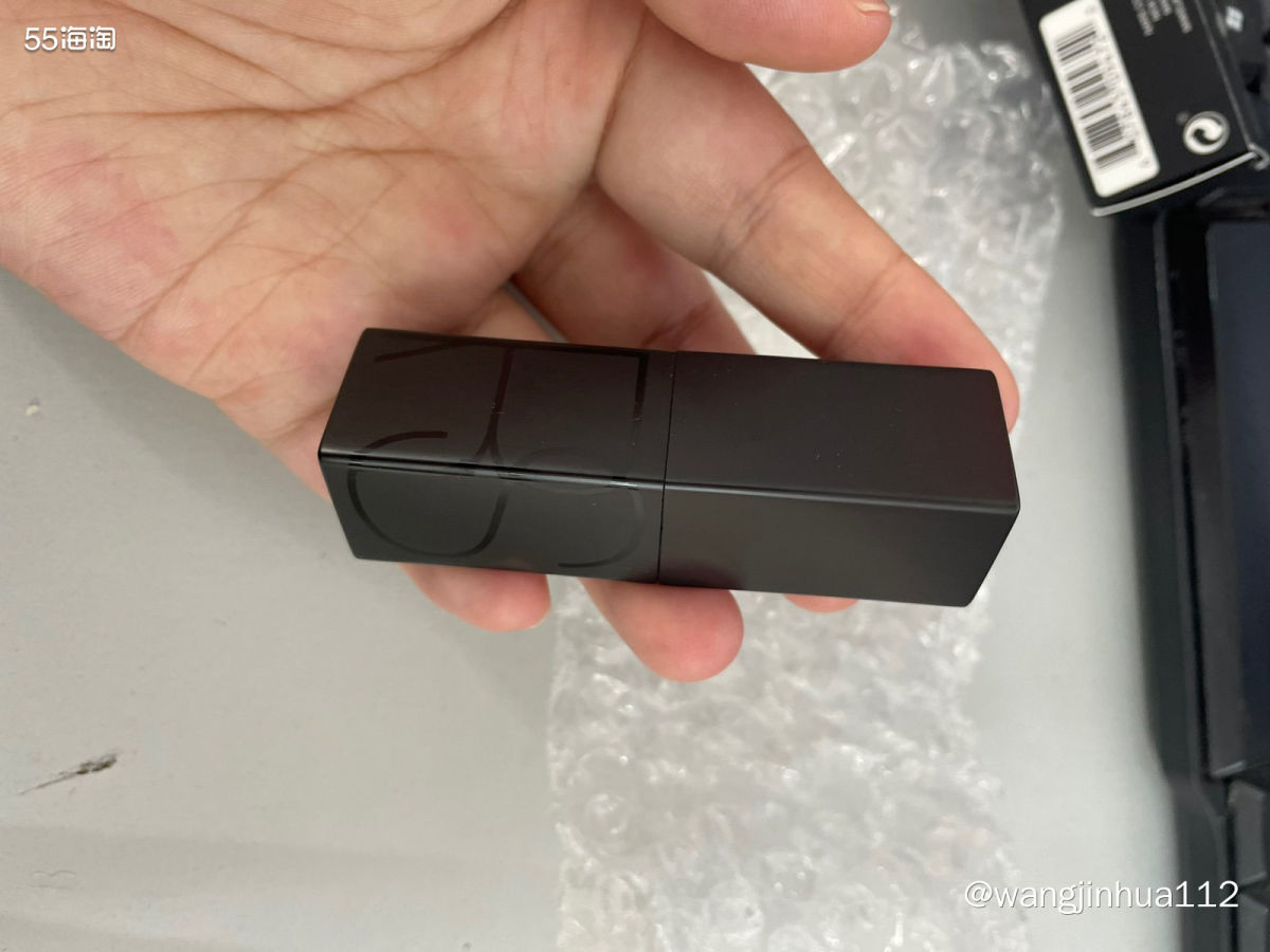 图片是收到东西那一天拍的，然而懒惰的我现在才来分享，其中东西