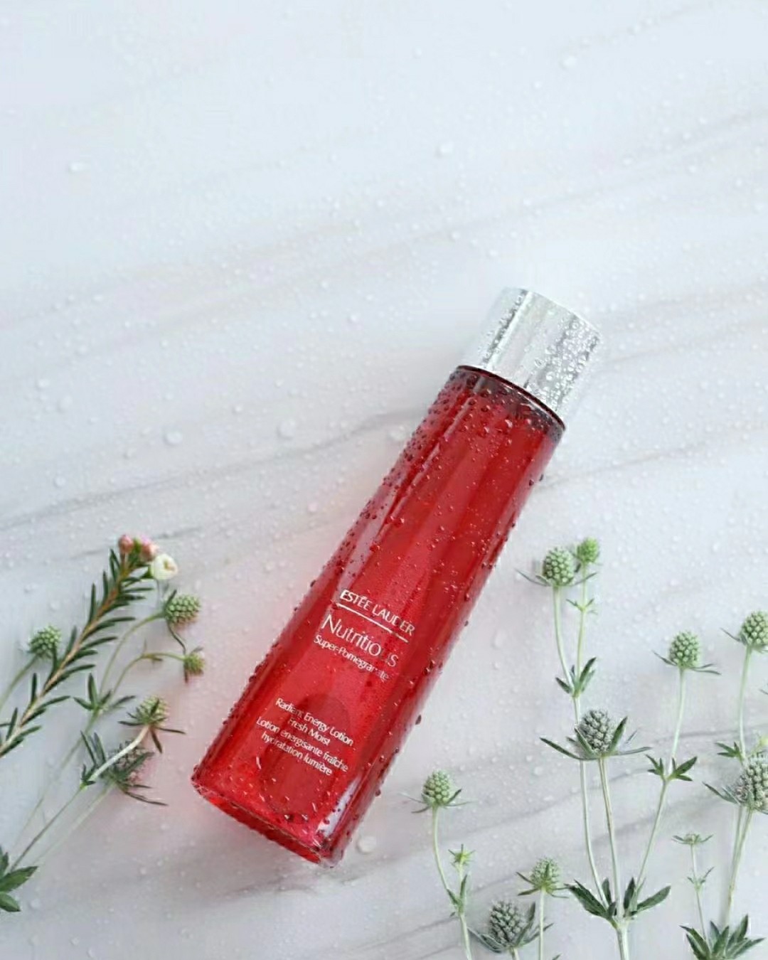 ❤️雅诗兰黛红石榴真的爆火，一直火了有10年了，适合轻熟肌使