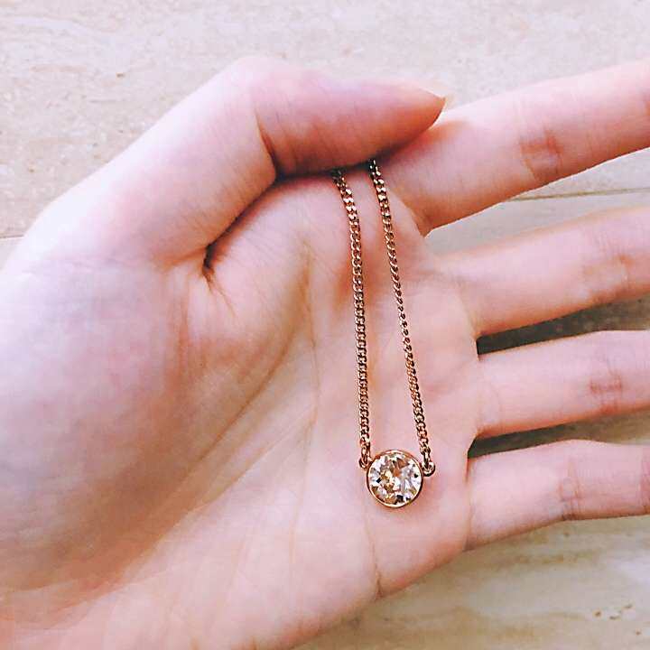 ✨纪梵希的玫瑰金单钻锁骨链，海淘购于Macys梅西，价格超级