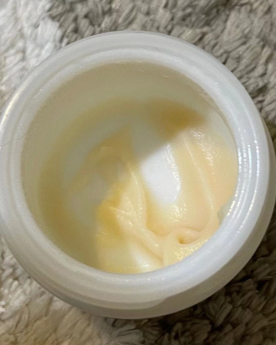这个面膜马上用完了，它是修复效果超好，尤其是皮肤状态不好的，