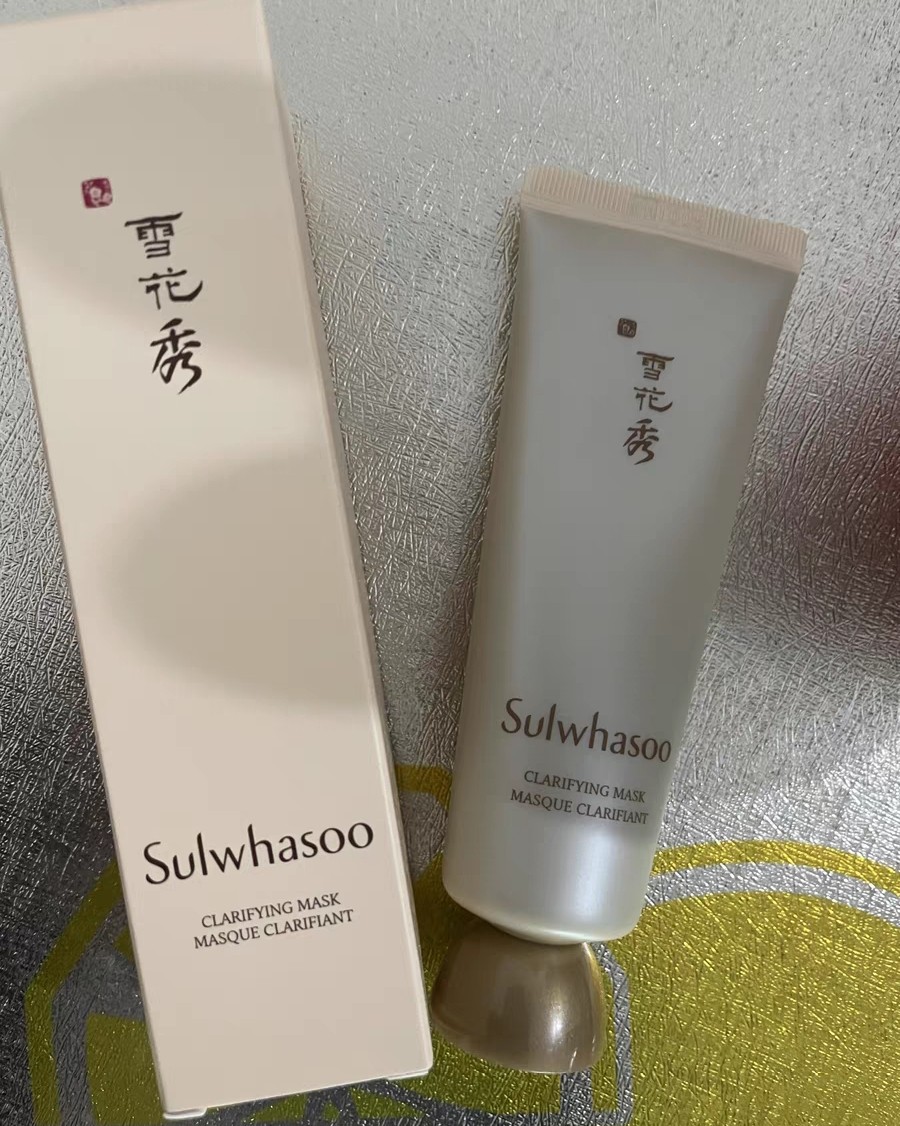 雪花秀撕拉面膜对于油痘肌，有很多痘印的肤质很适合，用完皮肤像