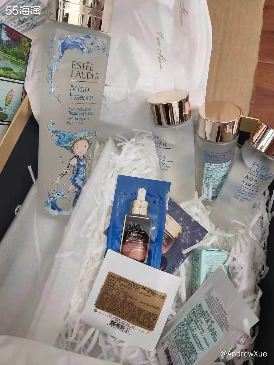 樱花原生液号称“油皮亲妈”，产品里的日本樱花酵母可以细腻毛孔