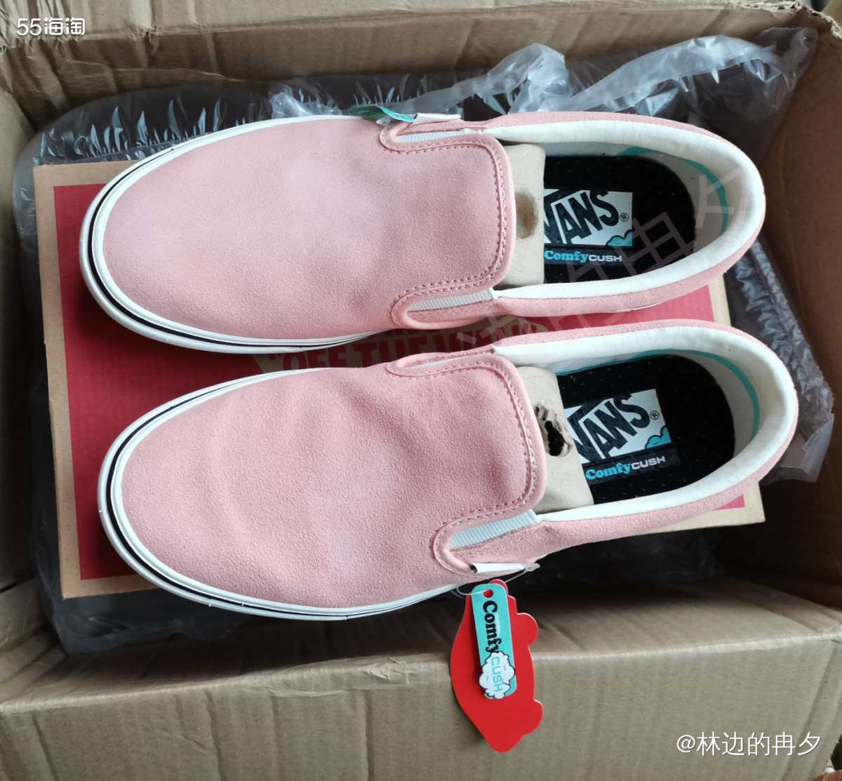 Vans近几年推出了comfycush系列的帆布鞋，在Era