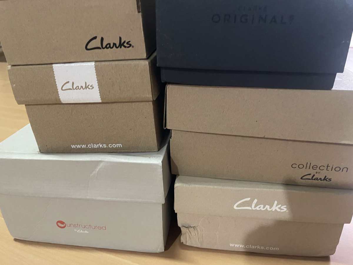 🌈clarks真的是各个年龄都能穿的鞋，自己通勤穿，送爸妈