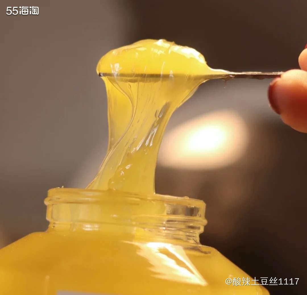 一直都听闻他家卸妆好用，所以也很想尝试下他家的面膜，刚刚好看