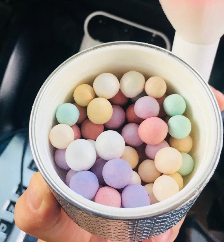 💓娇兰家这款产品，当年和纪梵希四宫格一样，都也不我让我着迷
