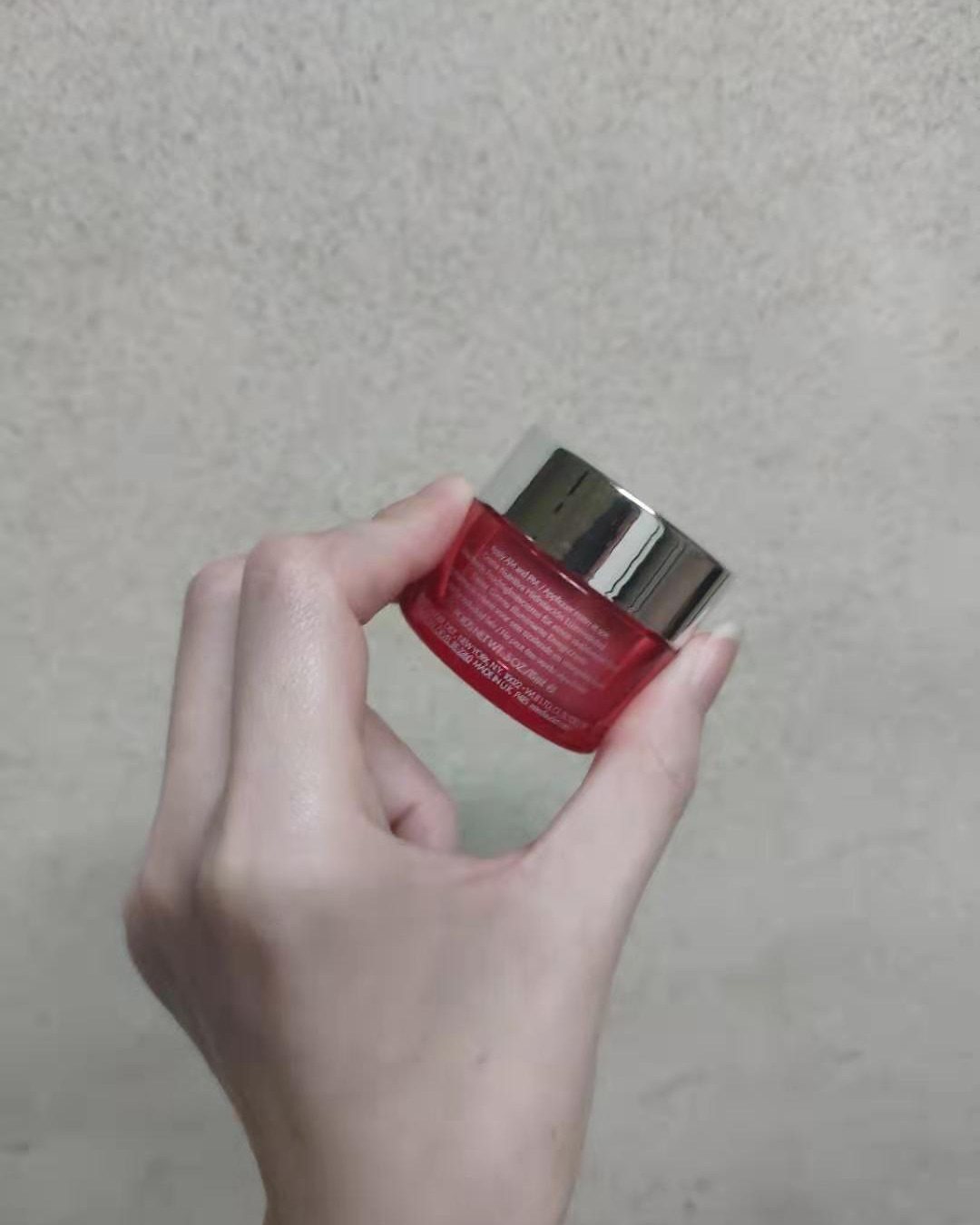 💕雅诗兰黛的红石榴系列算是抗氧化界的鼻祖了吧，红石榴面霜也