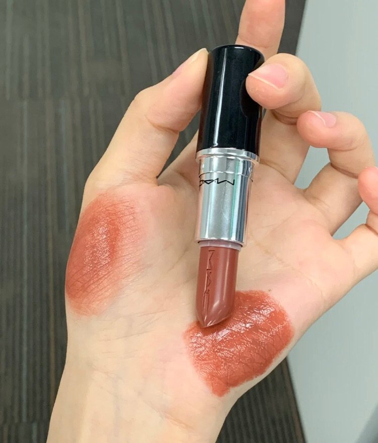 好温柔的肉桂奶茶呀~💄 MAC新品 #543 Posh p