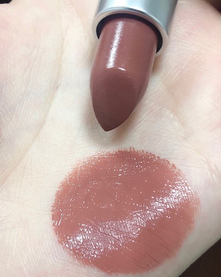 冷门mac# hug me!是你点的港式淡奶茶嘛?💄  �