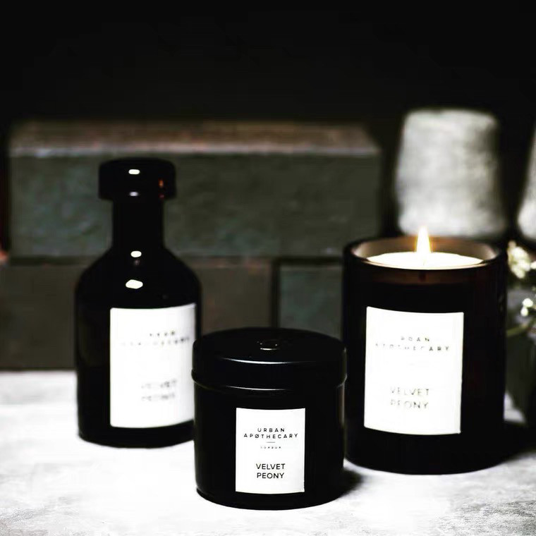 🤩这个牌子比较小众，它来自伦敦，但是香薰的各种味道还是选择