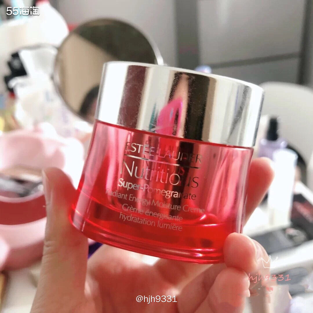 ✨红石榴一直是雅诗兰黛家族经久不衰的系列，洁面、日霜、晚霜都