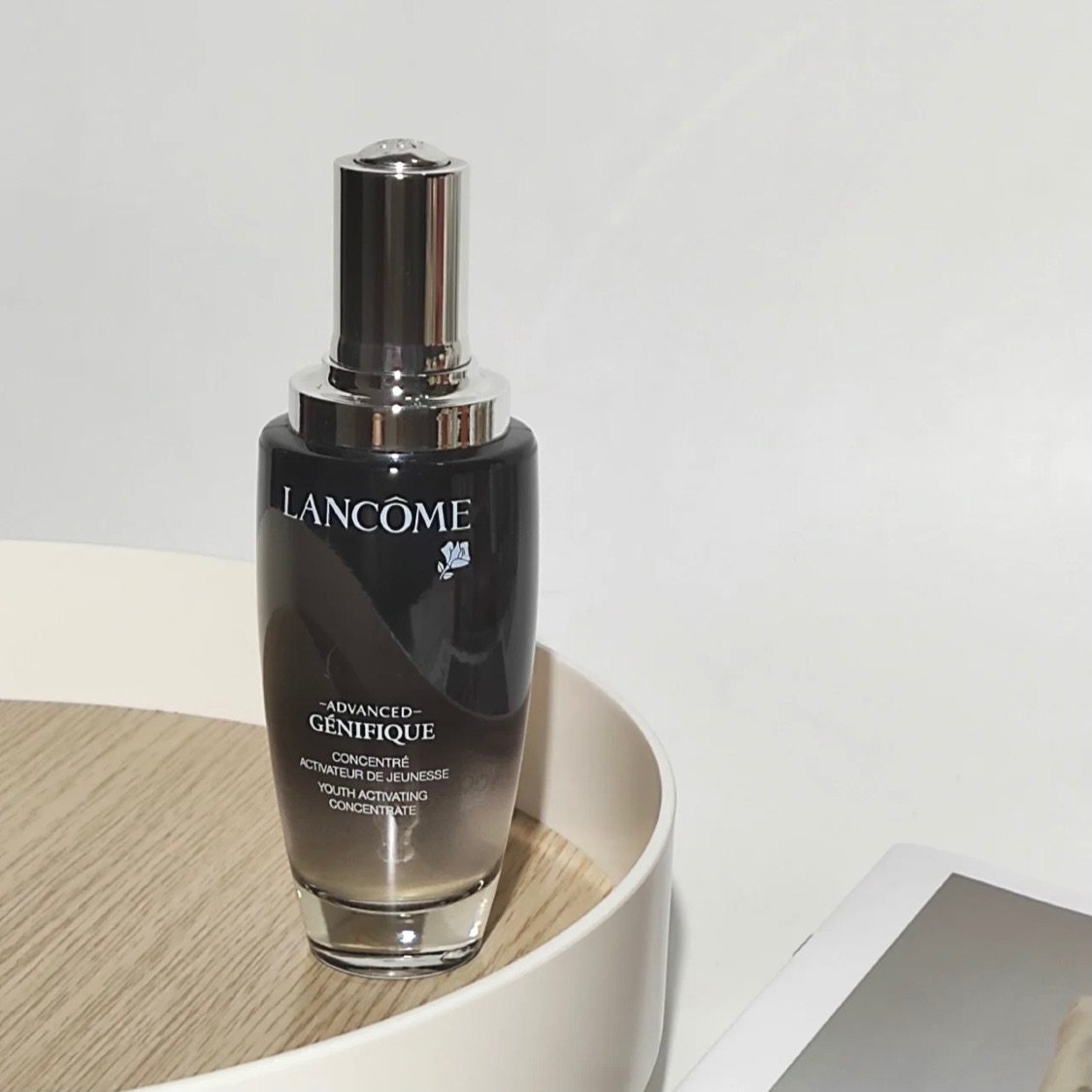 兰蔻小黑瓶在某种程度上来讲已经被国内乱价了，一度低到600以