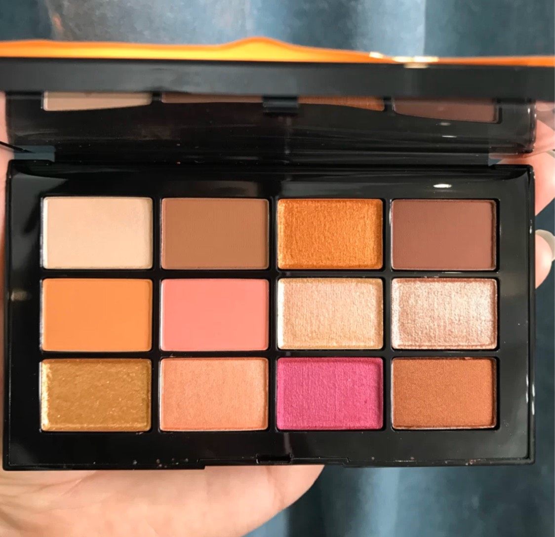 Nars Afterglow这款是2020年春夏新品眼影盘，