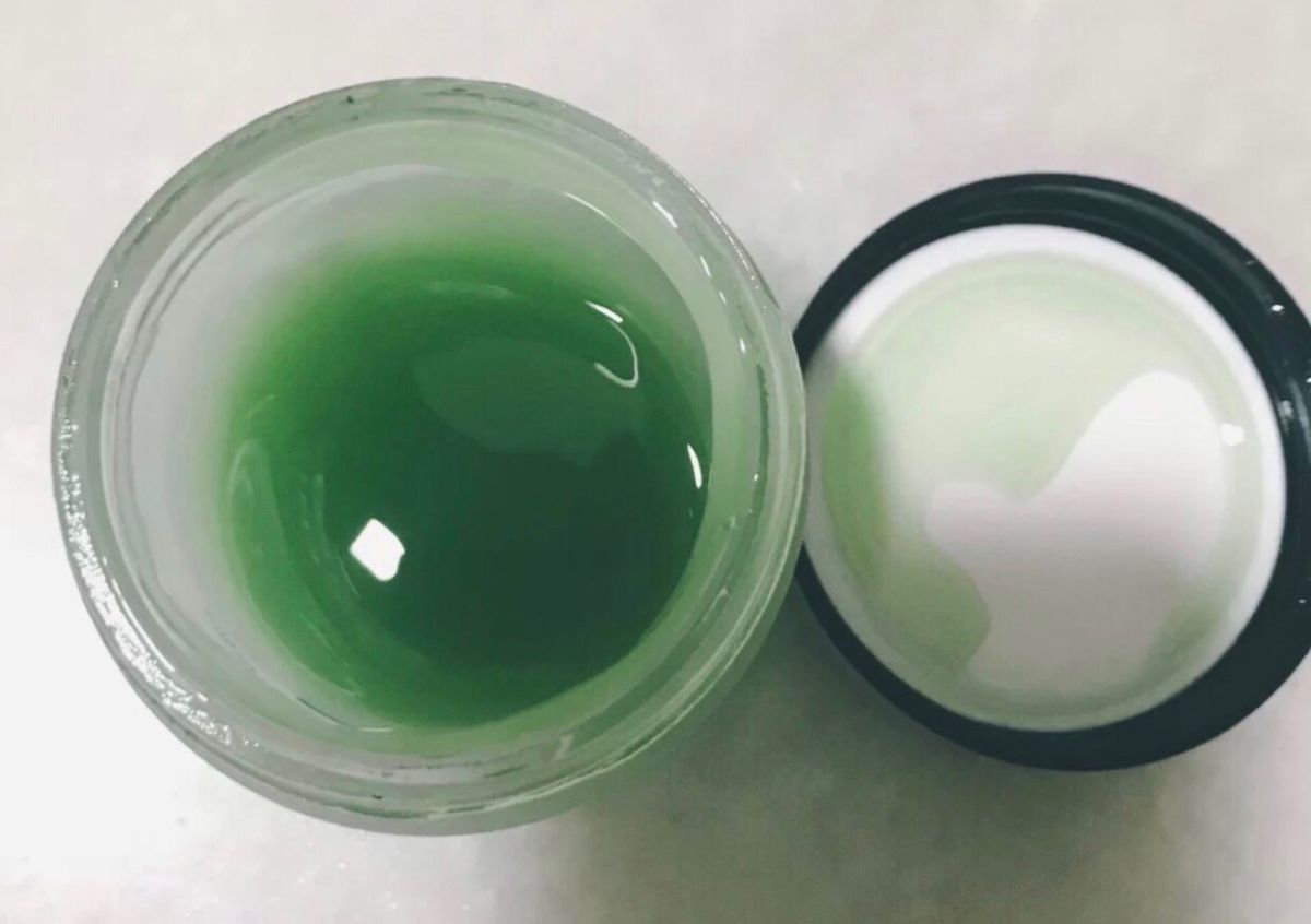 今天要敷的也是一款涂抹式面膜 修丽可色修面膜 色修是修丽可非