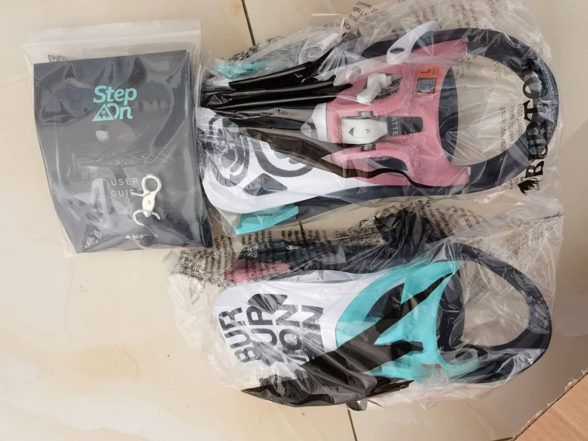 7月12号提交发货， 8月2号到手。168美中转运速度非常给