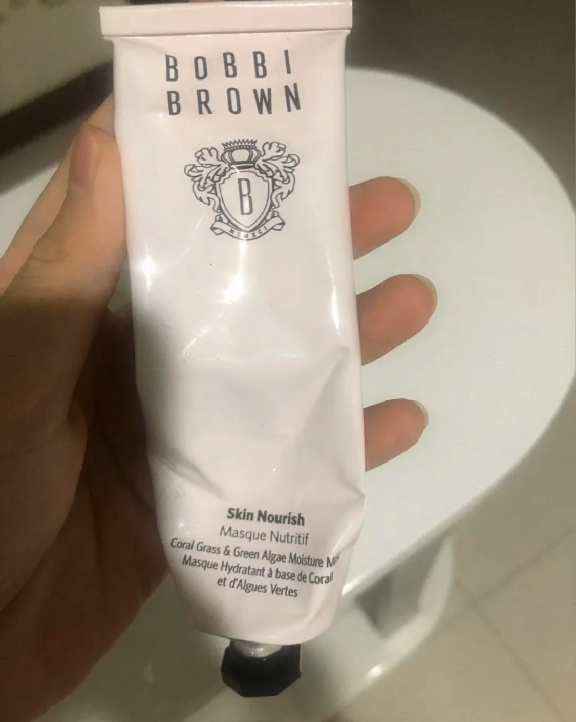 🌟芭比布朗这支海藻修复面膜外包装我真的太喜欢了，因为用到后