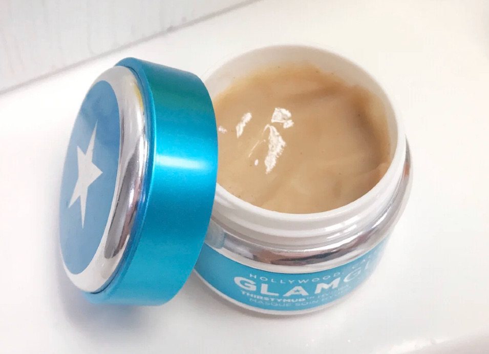 💙Glam glow蓝罐保湿面膜，每次敷的时候有种忍不住想
