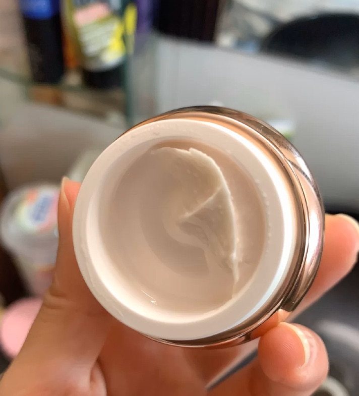 💗Glamglow这一款熊猫眼拜拜眼霜粉色的颜值一眼就爱上