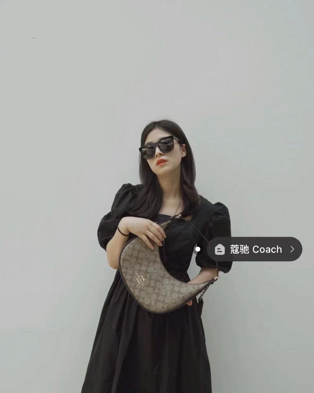 实物巨好看😍 现货，特价💰1299包邮 🌟Coach 