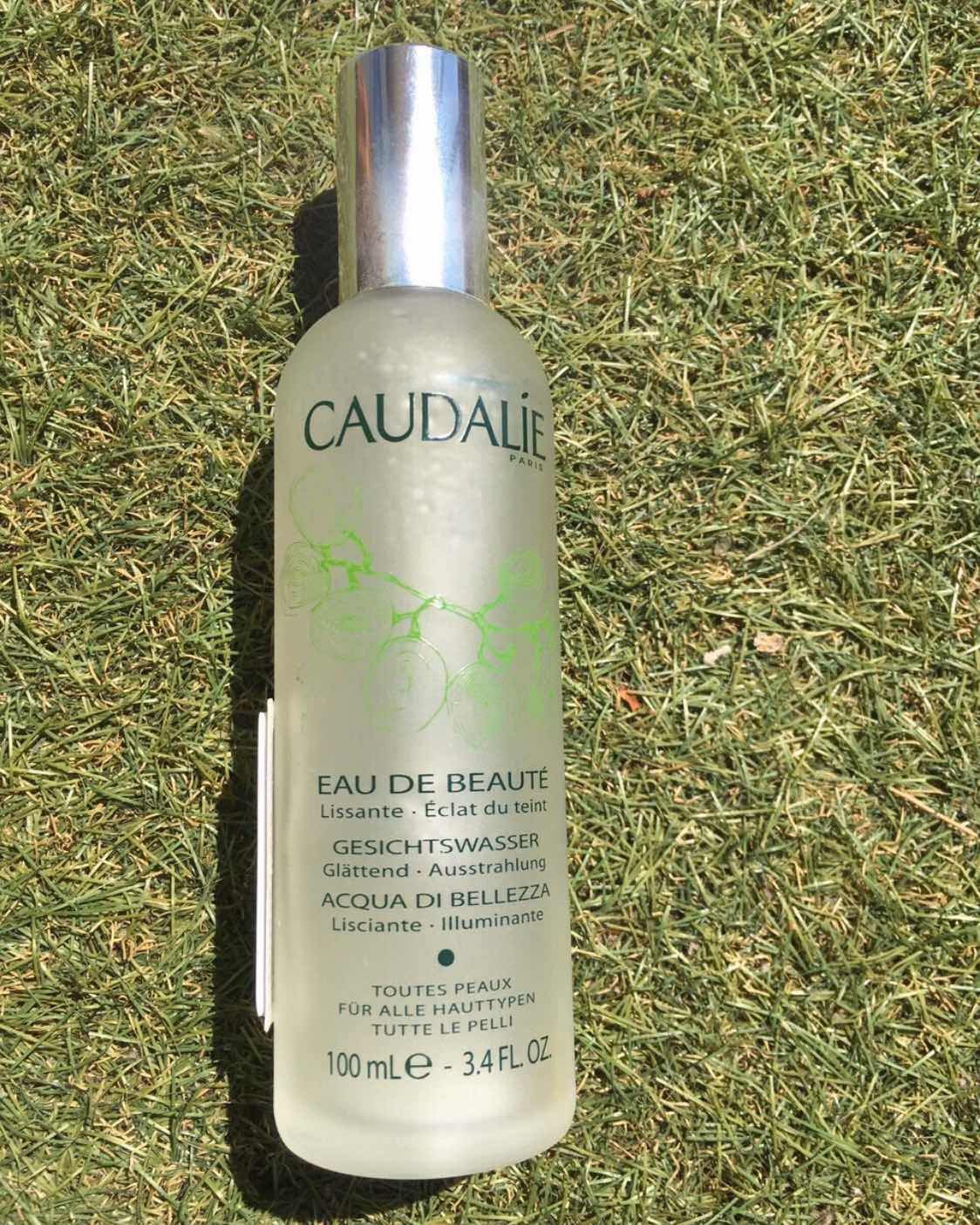 欧缇丽皇后水，这瓶爽肤水可是真真实实油皮救星⭐ ✔️它好像有