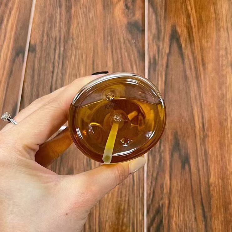 我个人还是很排斥卸妆油，感觉油油的根本卸不干净😂，但是我们