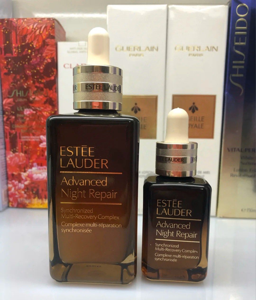 这款小棕瓶也是我的最爱，我从6代用到了最新的7代，空瓶好几个