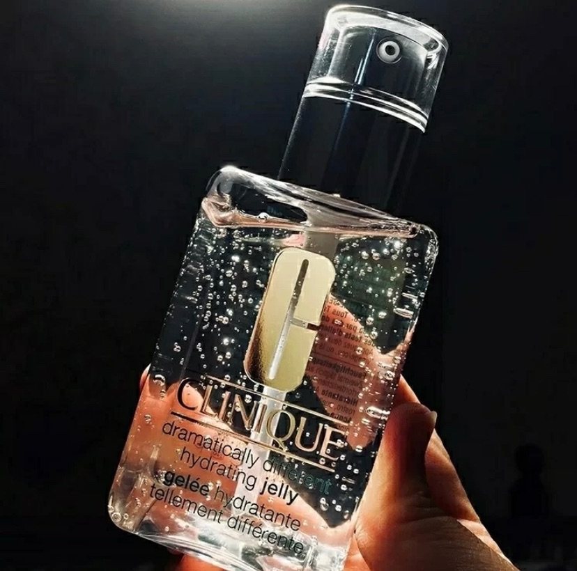 我的倩碧透明小黄油终于快要-马上要-还差点就要空瓶了😂😂