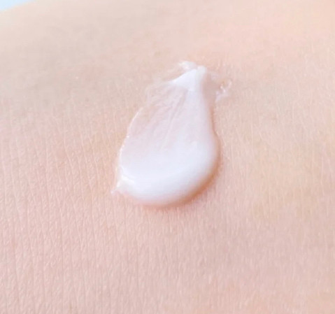 💬 祛痘小能手!theordinary10%杜鹃花酸壬二酸