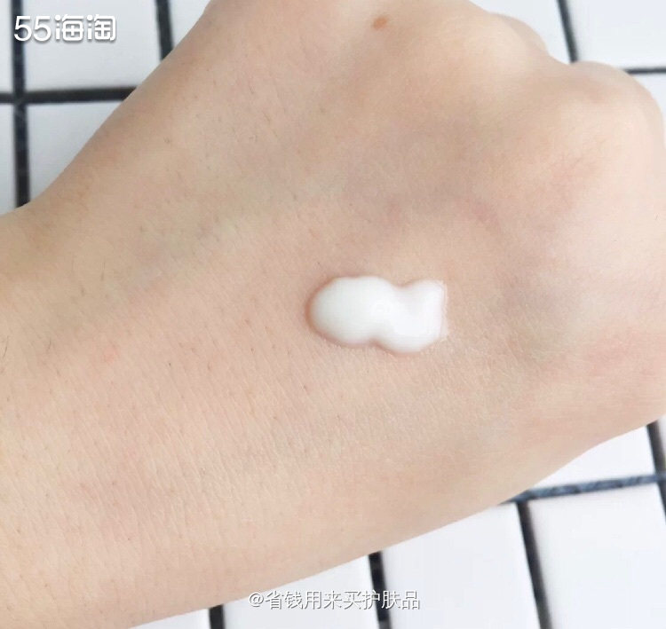 又发现一实力有效抗氧化精华! 彼得罗夫维C精华✨  😆一直
