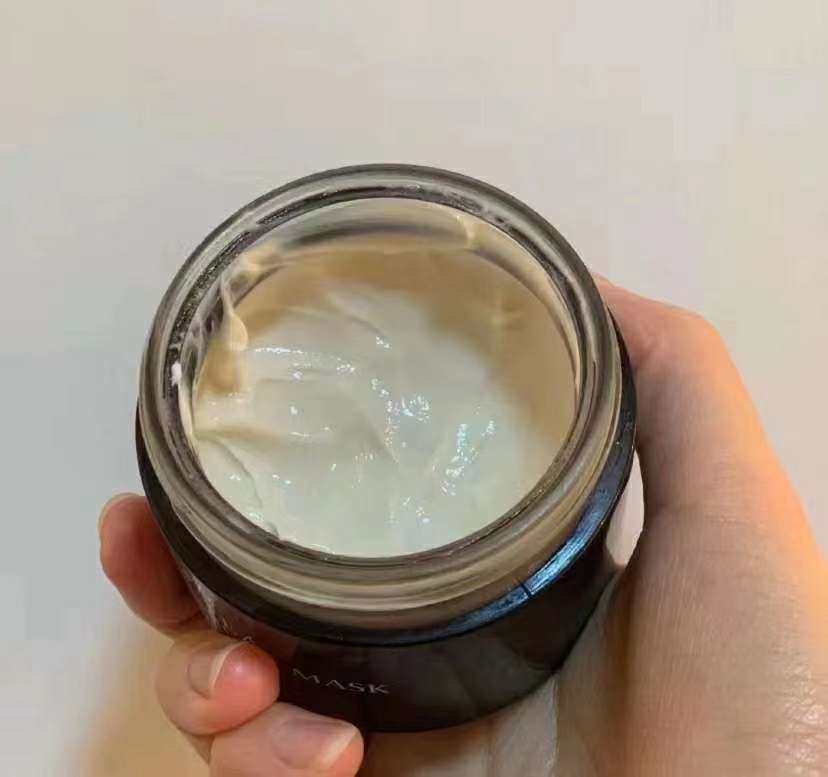 ❤️fresh这个牌子很早就进驻国内了，公关真的用脚营销，多