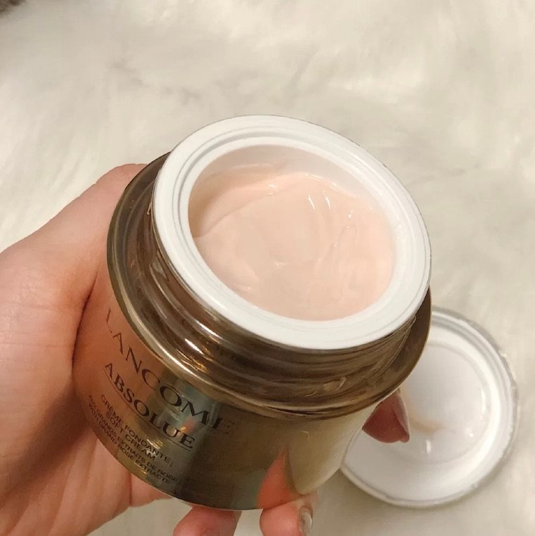 🏷 兰蔻菁纯面霜l用完之后皮肤变得特别好。  🏷 被兰蔻