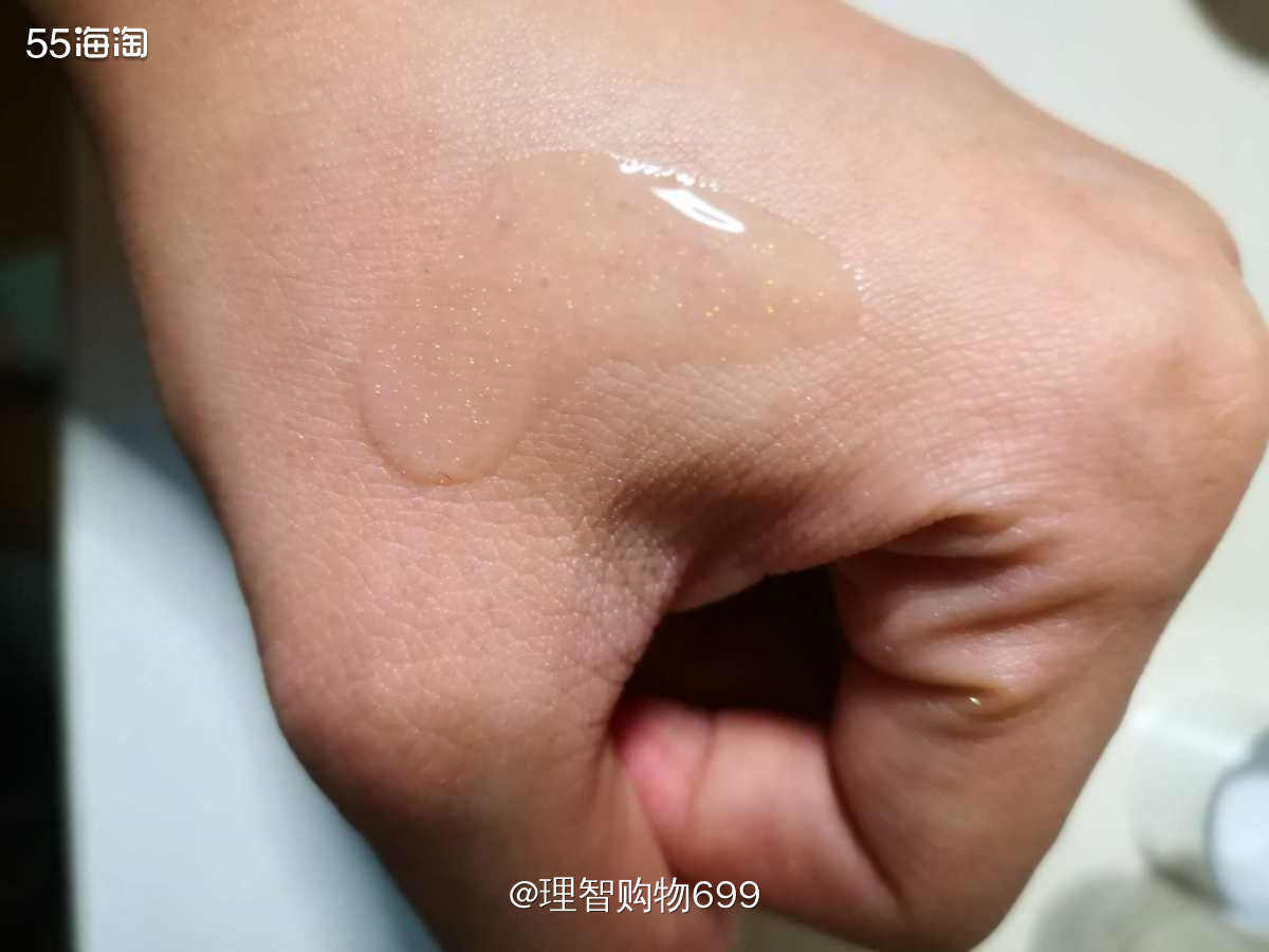 冷门爽肤水第二篇，我雅诗兰黛白金水  ⛴白金系列是雅诗兰黛下