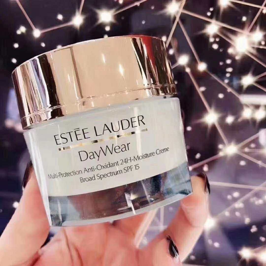 ❤️雅诗兰黛年轻线的面霜，更适合年轻的皮肤，质地也是很清爽的