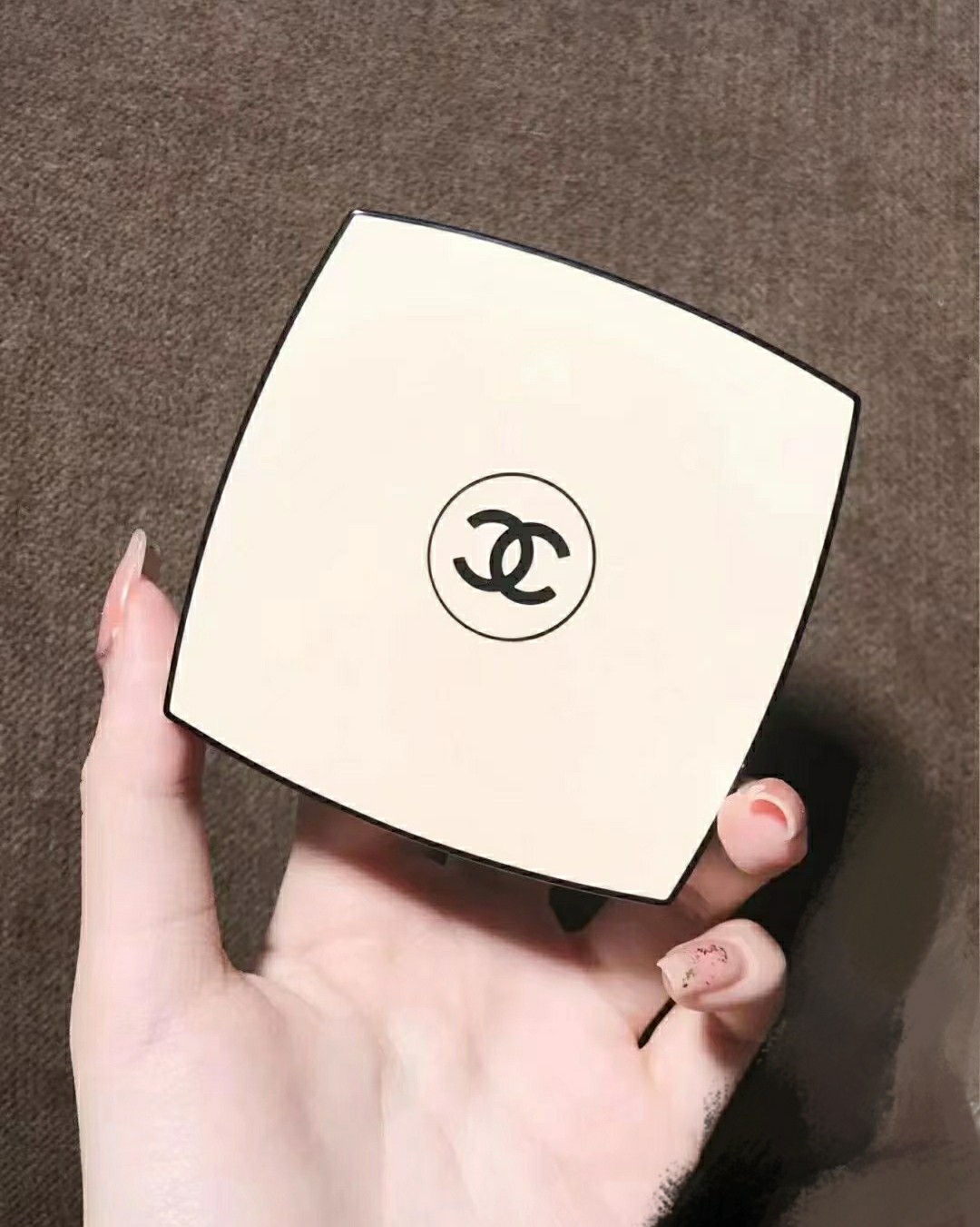 ❤️香奈儿去年出的新品眼影，人间美丽，warm白桃珍珠色，绝